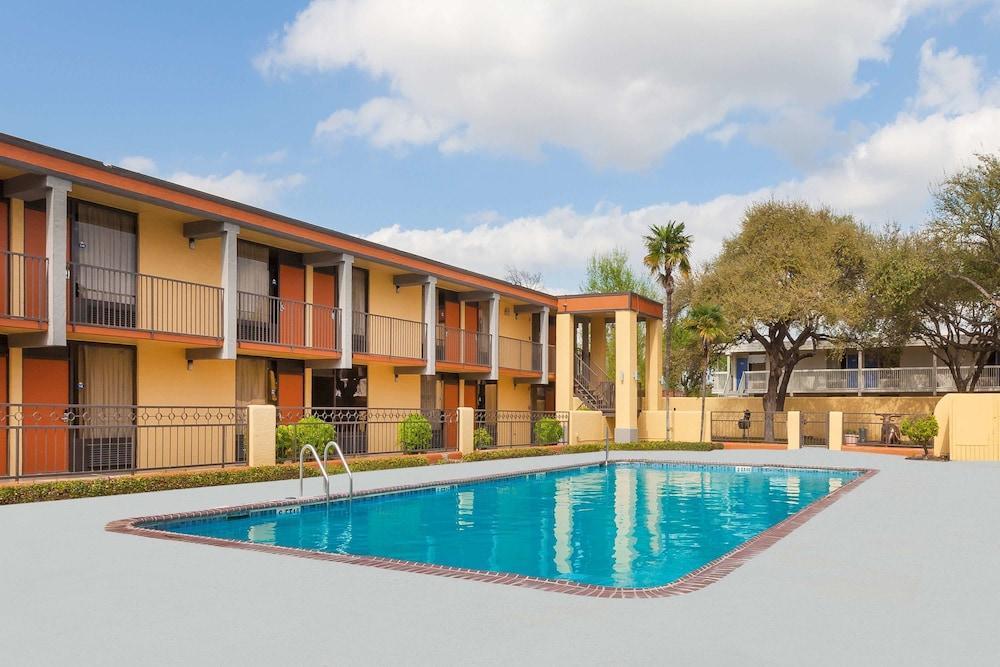 Quality Inn Cedartown Zewnętrze zdjęcie